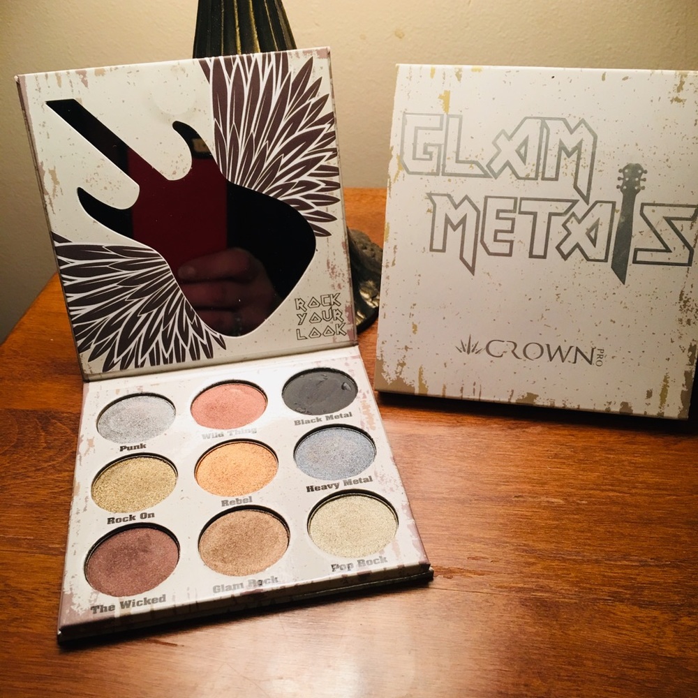 Glam Metals Eyeshadow Pallet